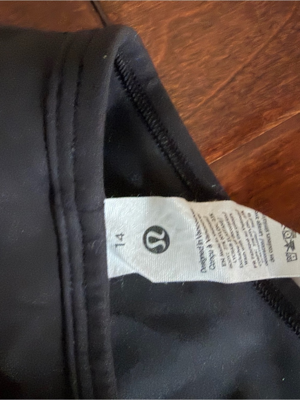lululemon athletica Wunder train high neck cross back tank top - Picture 3 of 4